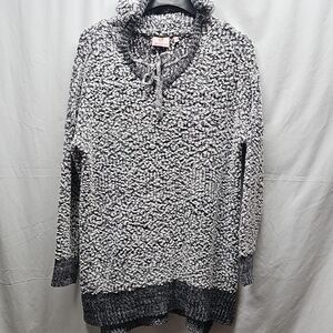 Marled Black & White Cowl-Neck Pullover Sweater